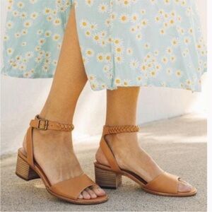 Soludos Lucia Mid Heel Leather Sandals